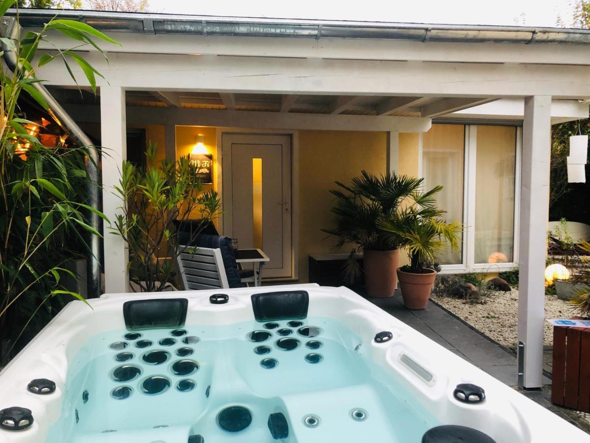 Apartment Tinyhouse Mit Pool, Outdoor Whirlpool Und Garten Petershagen/Eggersdorf Kültér fotó