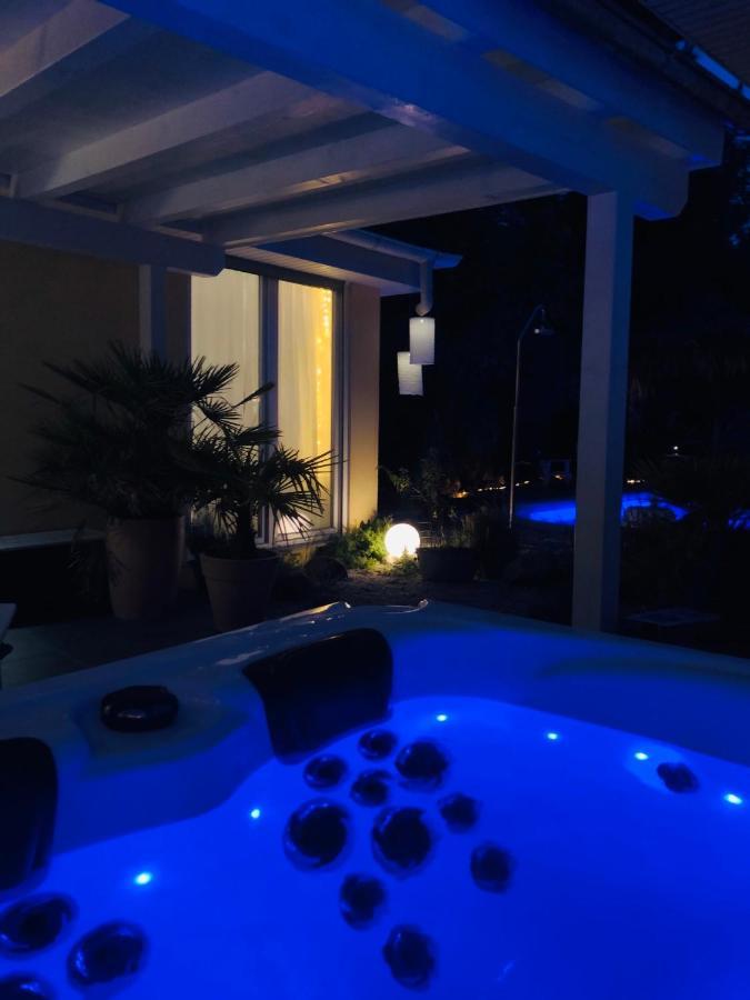 Apartment Tinyhouse Mit Pool, Outdoor Whirlpool Und Garten Petershagen/Eggersdorf Kültér fotó